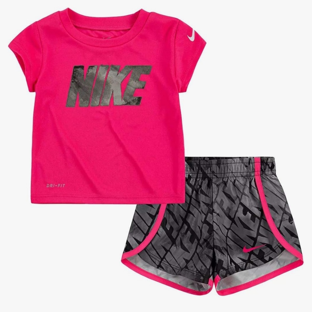 🩵NWT Nike Baby Girls Dri-FIT Graphic Tee & Shorts 2 Piece Set, 12 months